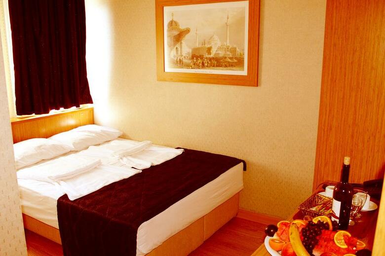 Agora Boutique Hotel & Bistro