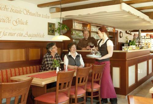 Hostal Landgasthof - Hotel Zum Stern