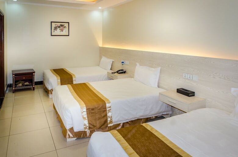 Hotel Nanjing Restaurant & Motel