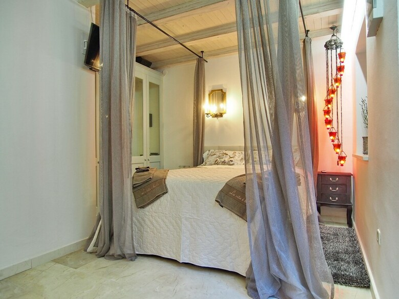 Hotel La Vita E Bella II