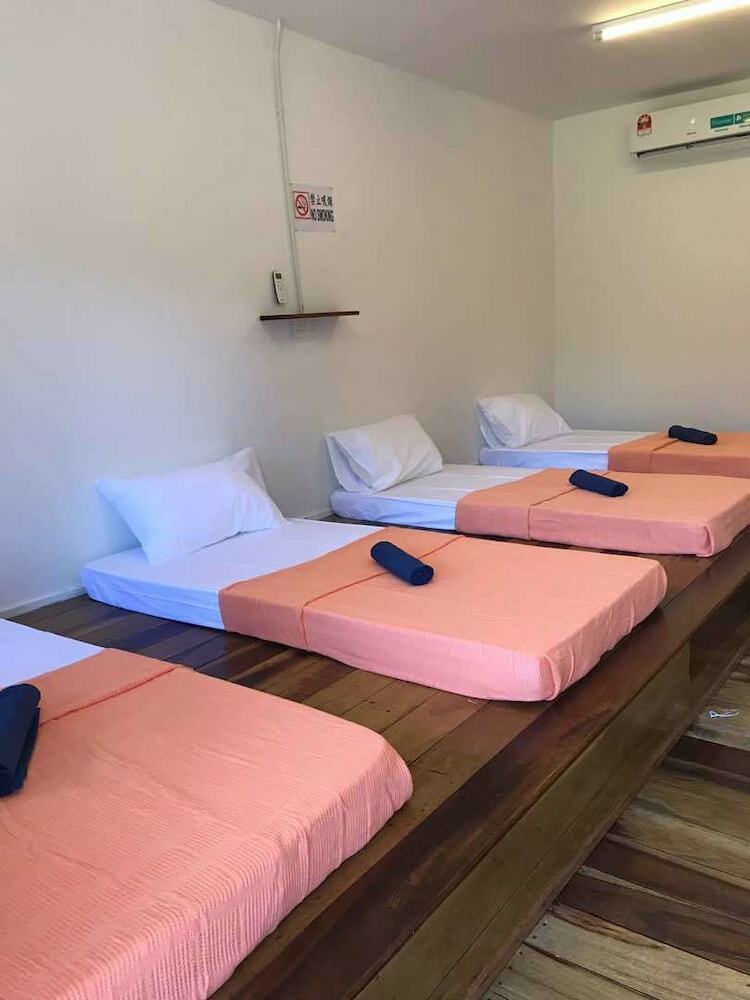 Hotel Juara Tioman Resort