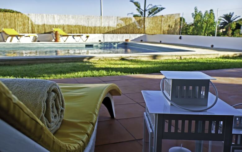 Bed & Breakfast Vila Sta Teresinha Suites