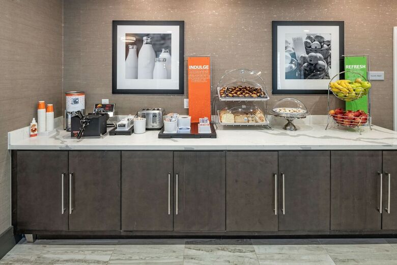 Hotel Hampton Inn And Suites Dallas/plano Central