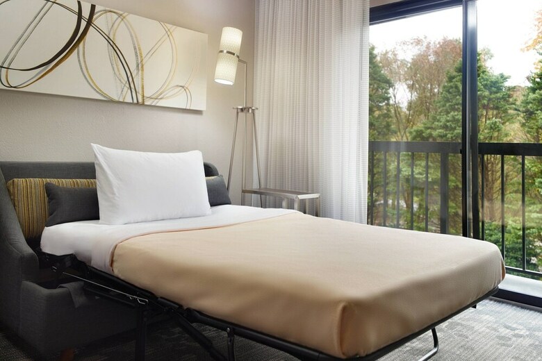 Hotel Courtyard By Marriott Nashville Airport