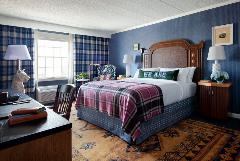 Hotel Graduate State College