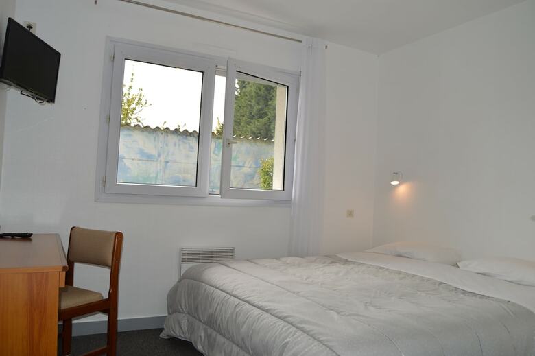Hotel H�tel Saint Pierre
