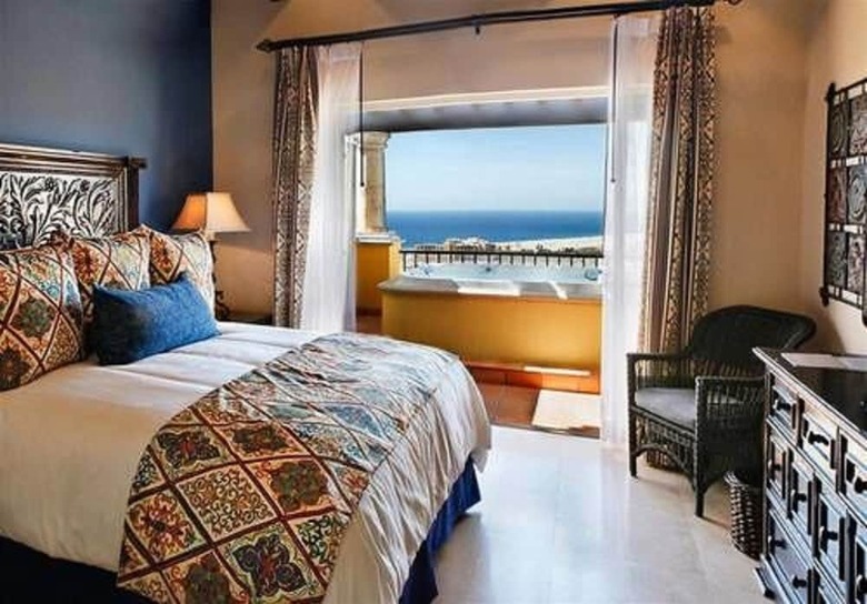 Luxury 3br Villa In Cabo San Lucas With Ocean-view