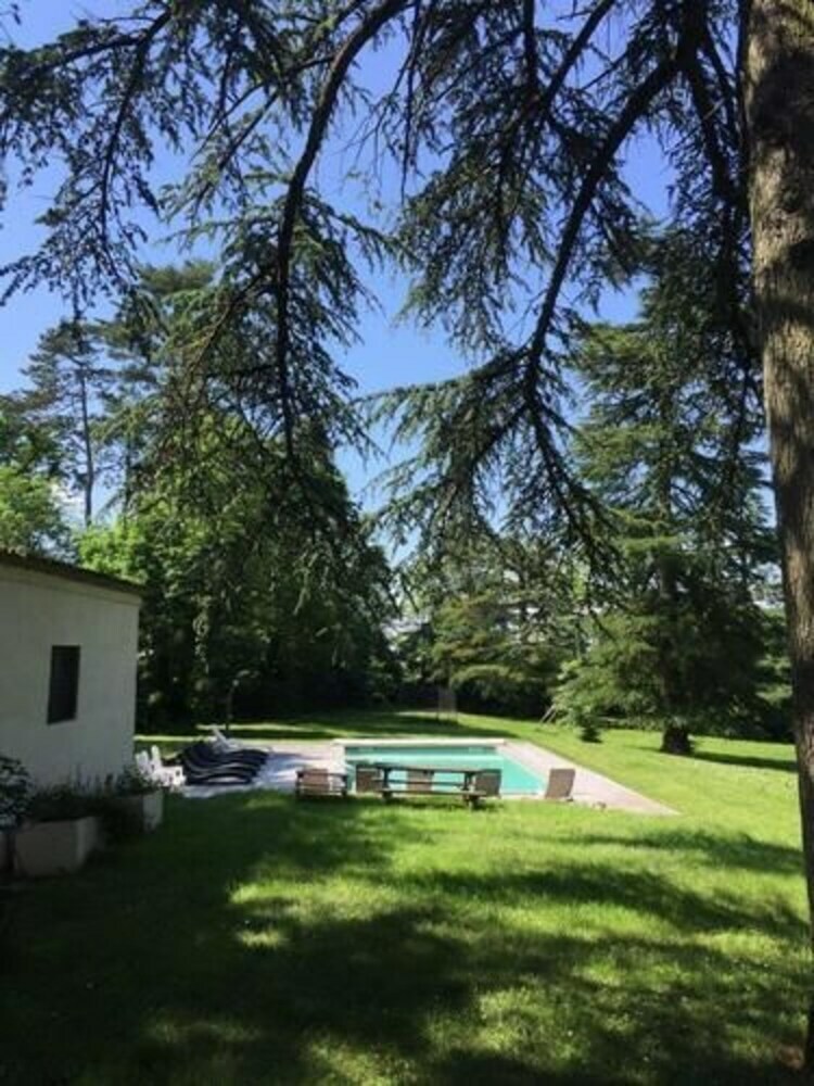 Hotel Gite Le Jardin Des Cedres