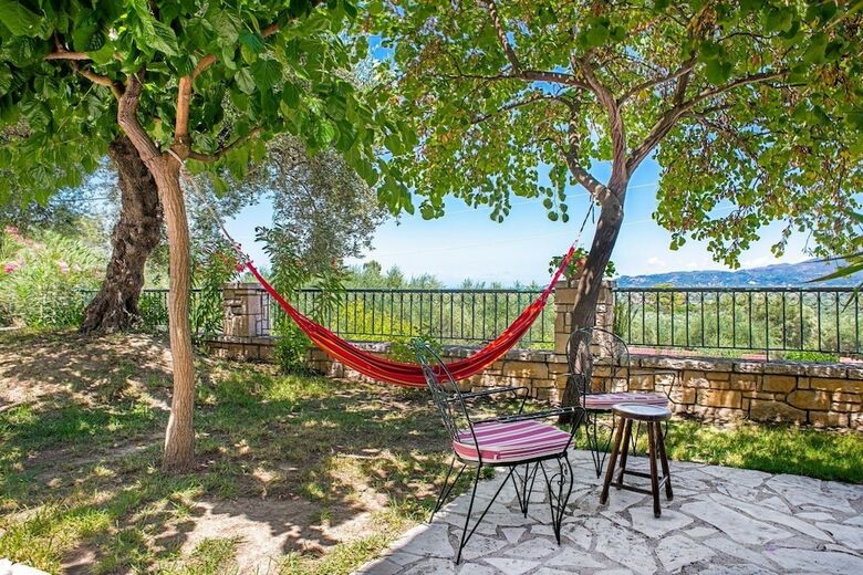 Villa Liofyto Apartments