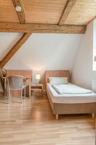 Hostal Landgasthof R�ssle