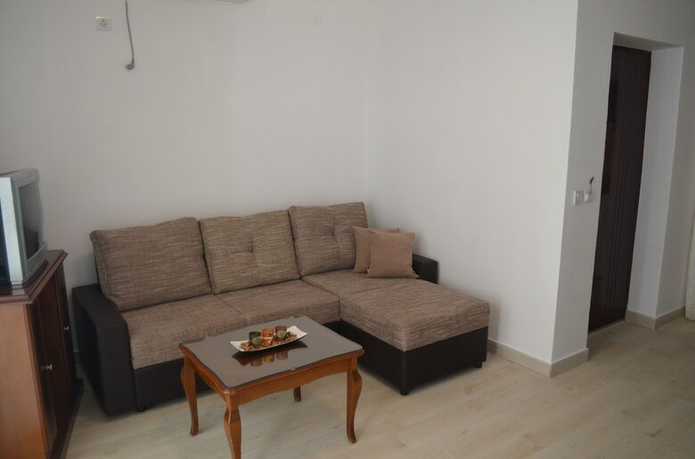 Aparthotel Apartments Eneida