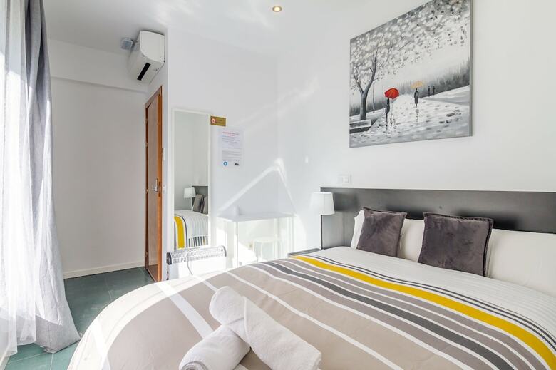 Hotel A&z Javier Cabrini