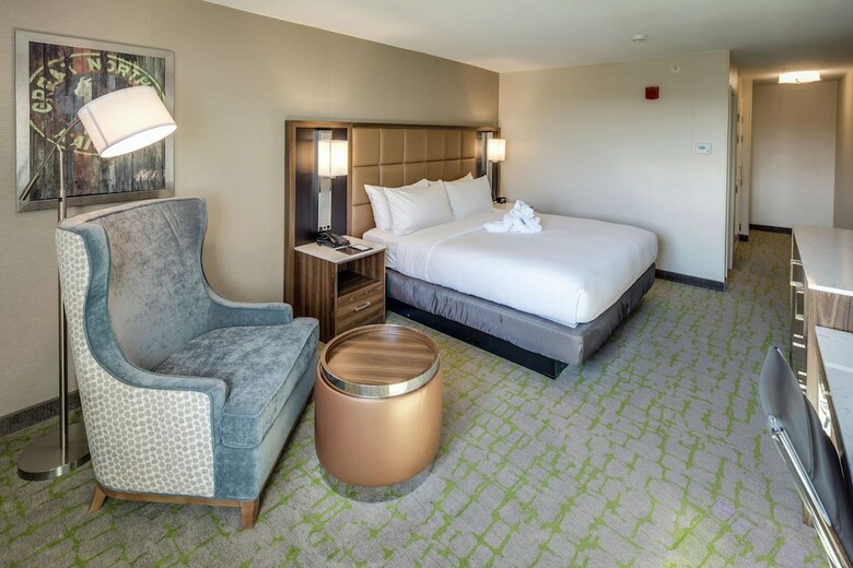 Hotel Doubletree By Hilton Huntington
