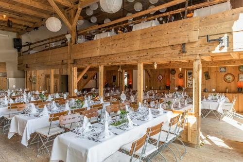 Hotel Historischer Dorfgasthof Hirsch