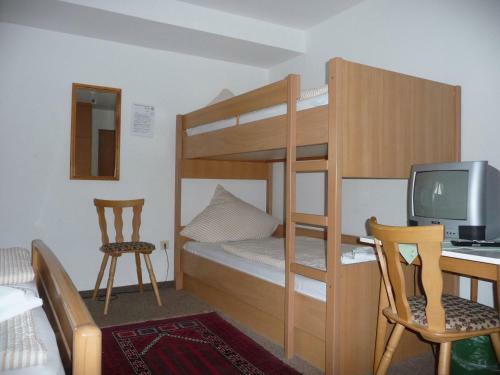 Hostal Wengerterstube & G�stezimmer Kern
