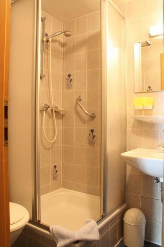 Hostal Gasthaus Zum Lamm