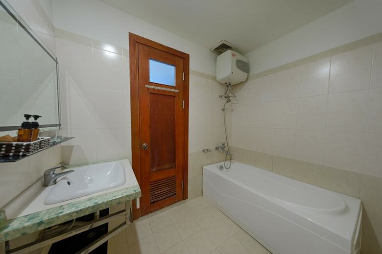 Vitalis Riverside Hotel