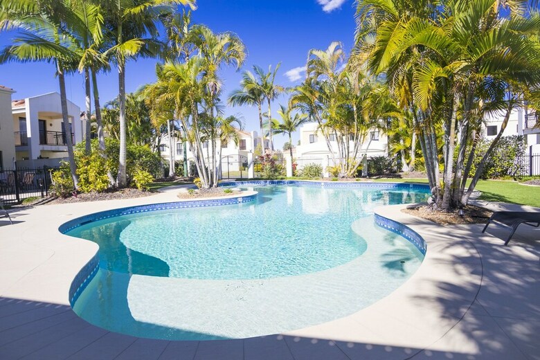 Casablanca At Hope Island Resort