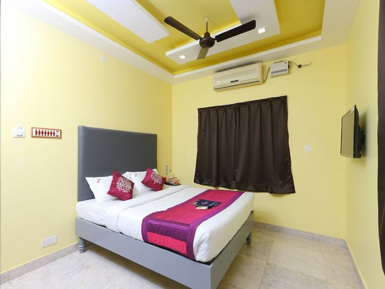 Hotel Oyo 11736 Venkateswara Vilasam