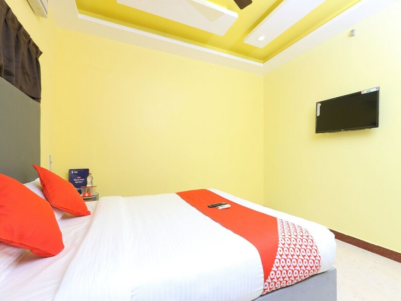 Hotel Oyo 11736 Venkateswara Vilasam