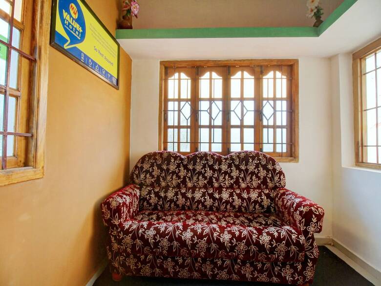 Oyo 11719 Hotel Sierra