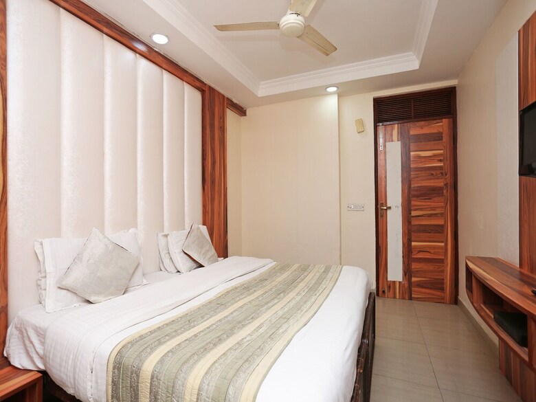 Oyo 13338 Hotel Atithi