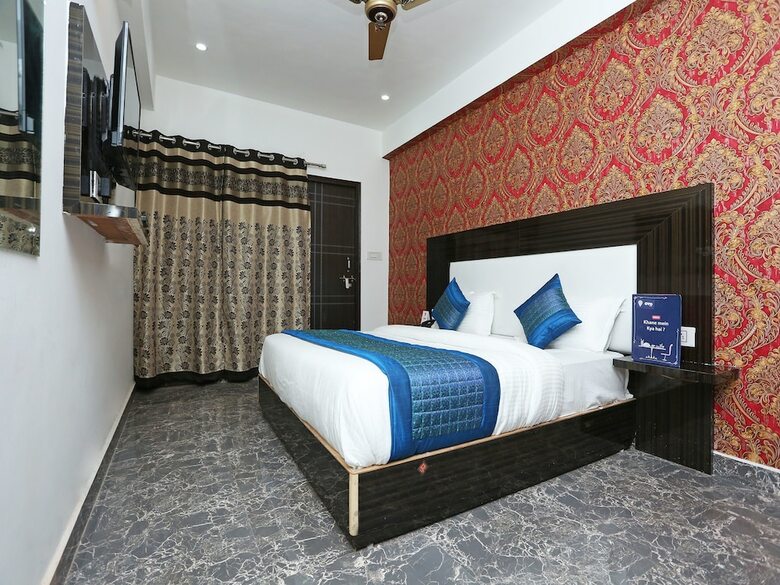 Oyo 11405 Hotel Tej Palace