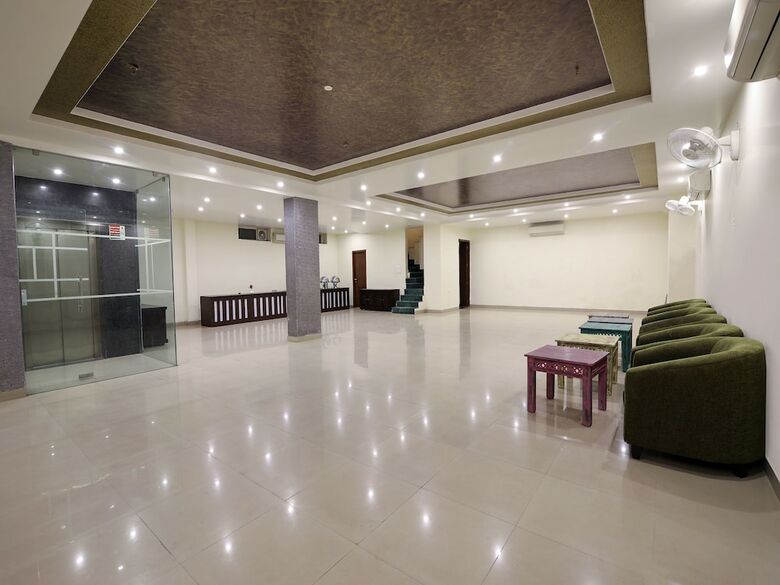 Oyo 11744 Hotel Vb Heritage Heights