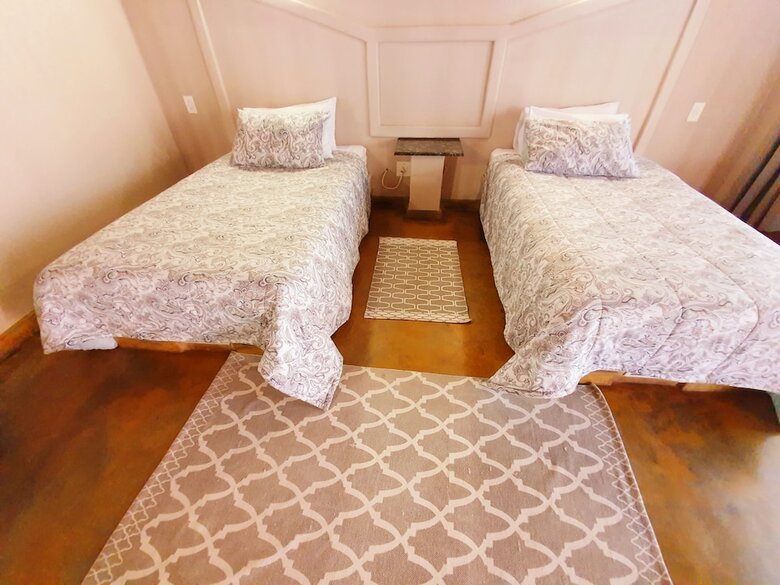 Bed & Breakfast Shingalana Guest House