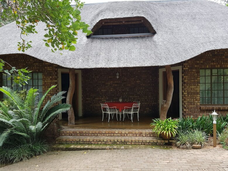 Bed & Breakfast Shingalana Guest House