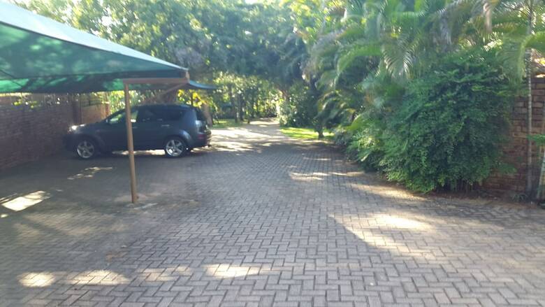 Bed & Breakfast Shingalana Guest House