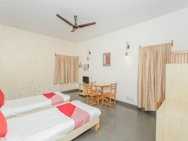 Hotel Oyo 761 Hermitage Apartments