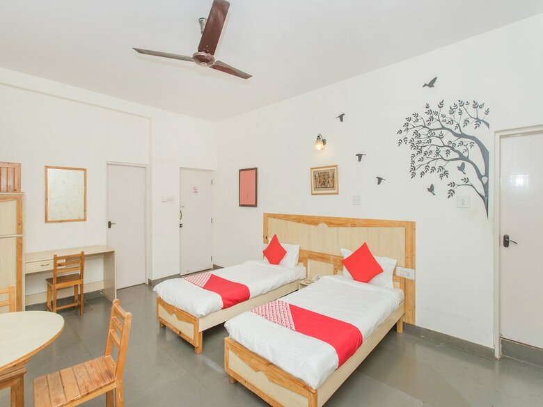 Hotel Oyo 761 Hermitage Apartments