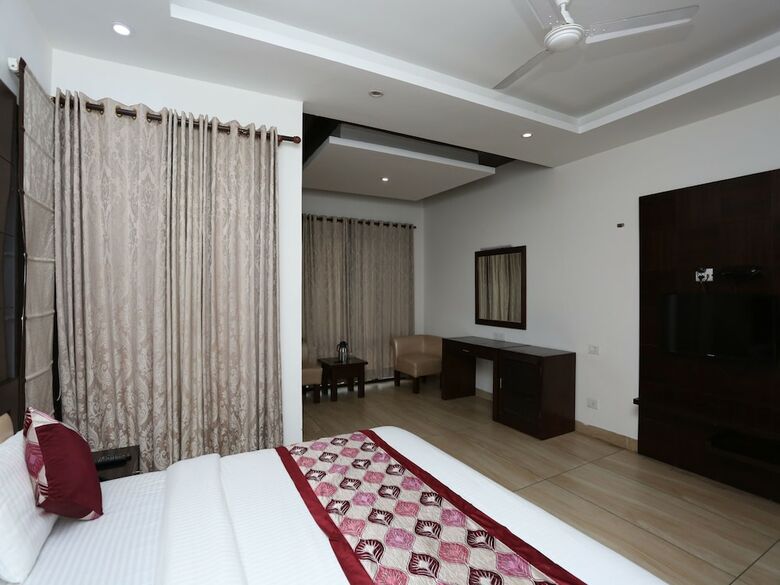 Oyo 1492 Hotel Broadway Inn