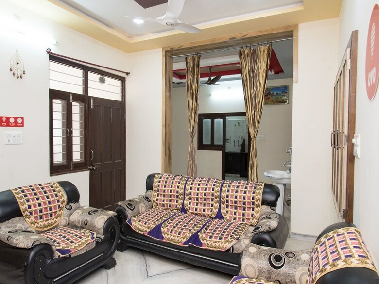Apartamentos Oyo 13330 Home Modern 2bhk Pratap Nagar