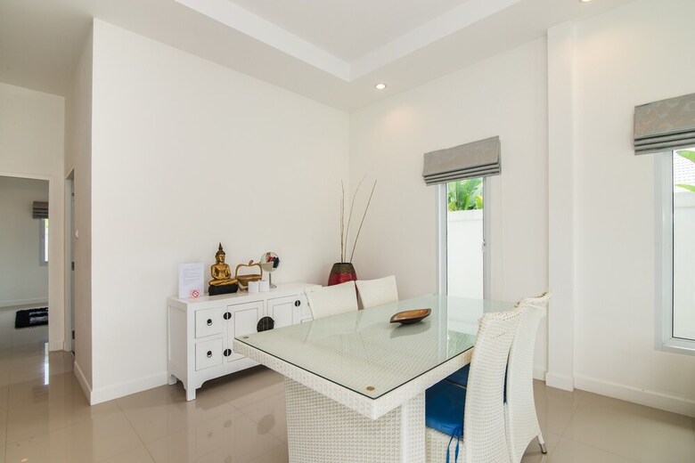 Private  4 Bedroom Pool Villa L28