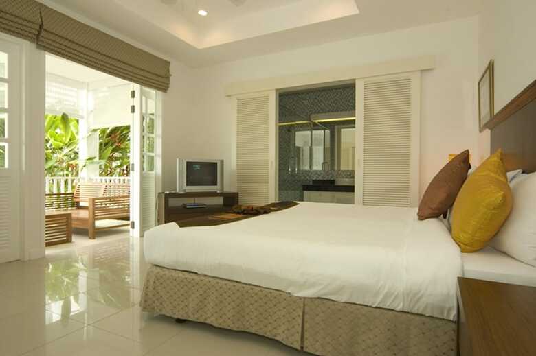 Ocean Breeze Apartment By Pips