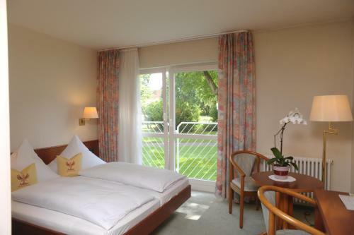 Hostal Hotel Gasthaus Adler