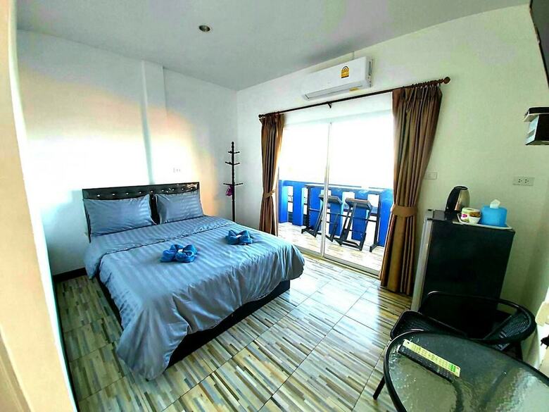 Hotel Neutron Bungalow