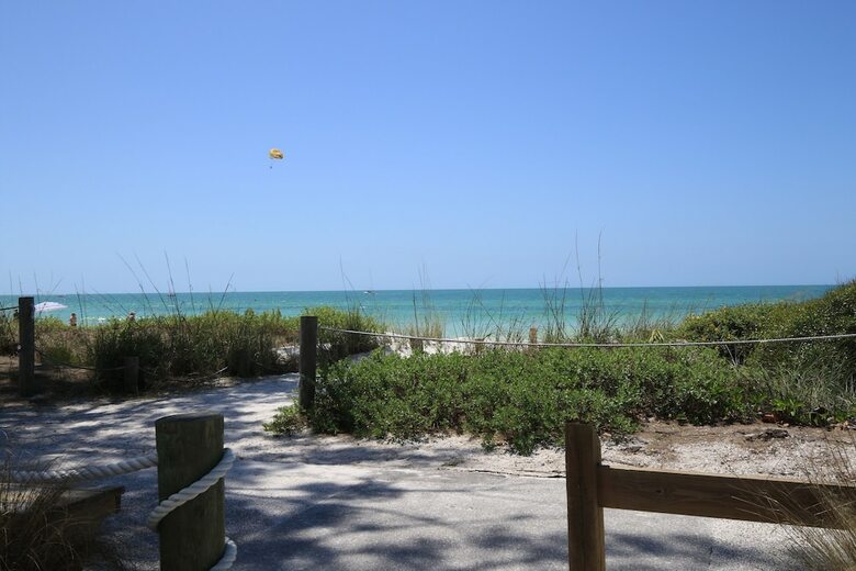 Apartamentos The Anna Maria Island Beach Breeze