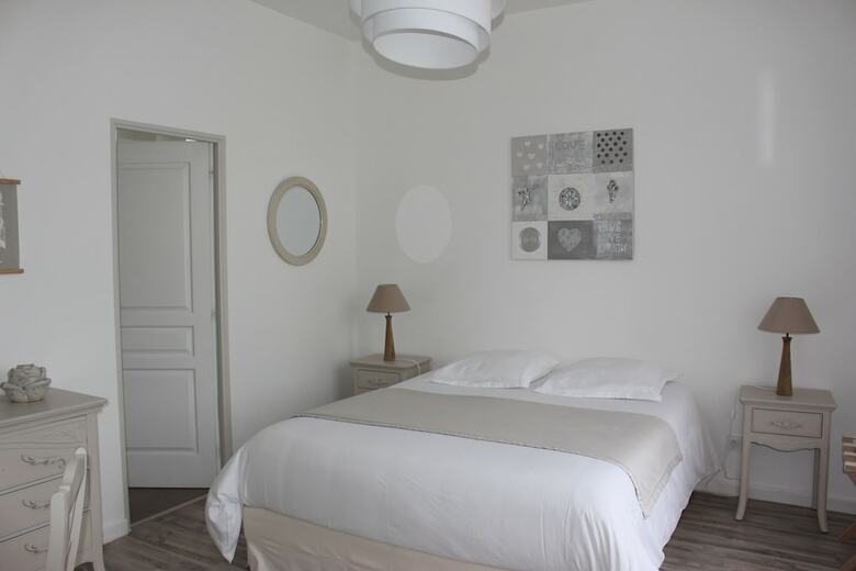 Hotel Manoir Des Bertini�res