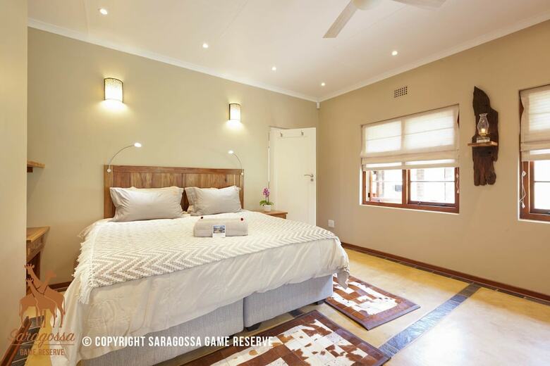 Hotel Twin Thorns Guesthouse