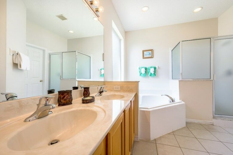7br Pool Home Emerald Island By Shv-8409
