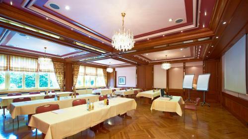 Hirsch Hotel Gehrung