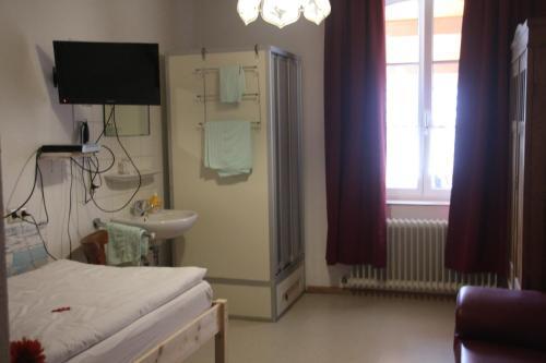 Hostal Gasthaus Schwanen