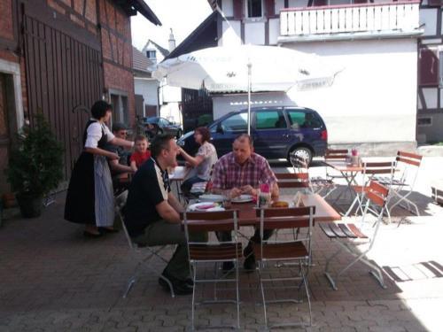 Hostal Gasthaus Schwanen