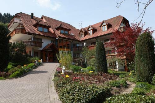 Hostal Hotel-pension Caf� Schacher