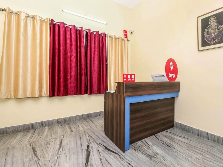 Oyo 12960 Hotel Adrija