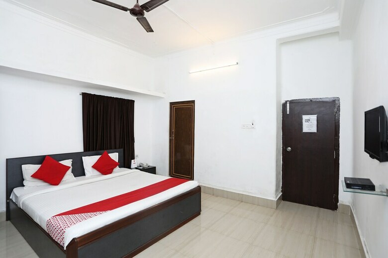 Hotel Oyo 11569 Jalan Lake View