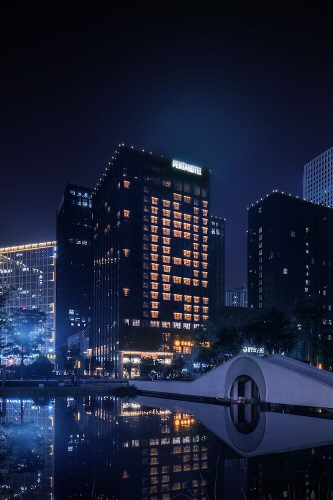 Pentahotel Chengdu Convention Centre